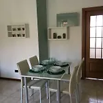 Apartament Indesenzano Desenzano del Garda