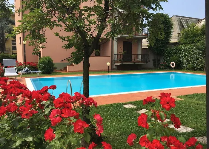 Indesenzano Apartament Desenzano del Garda