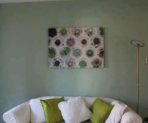 Indesenzano Apartament *