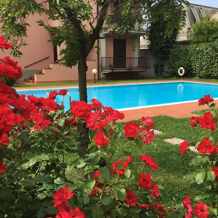 Apartment Indesenzano Desenzano del Garda