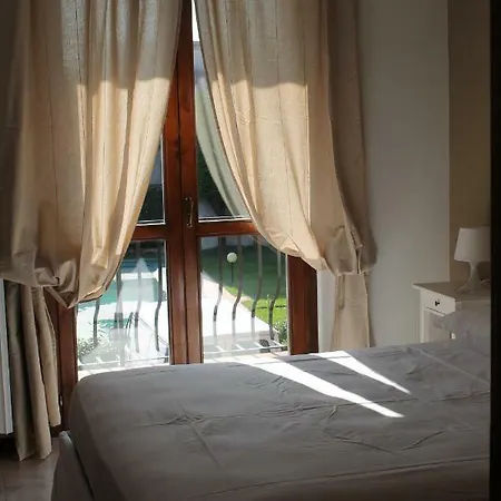 Indesenzano Apartment